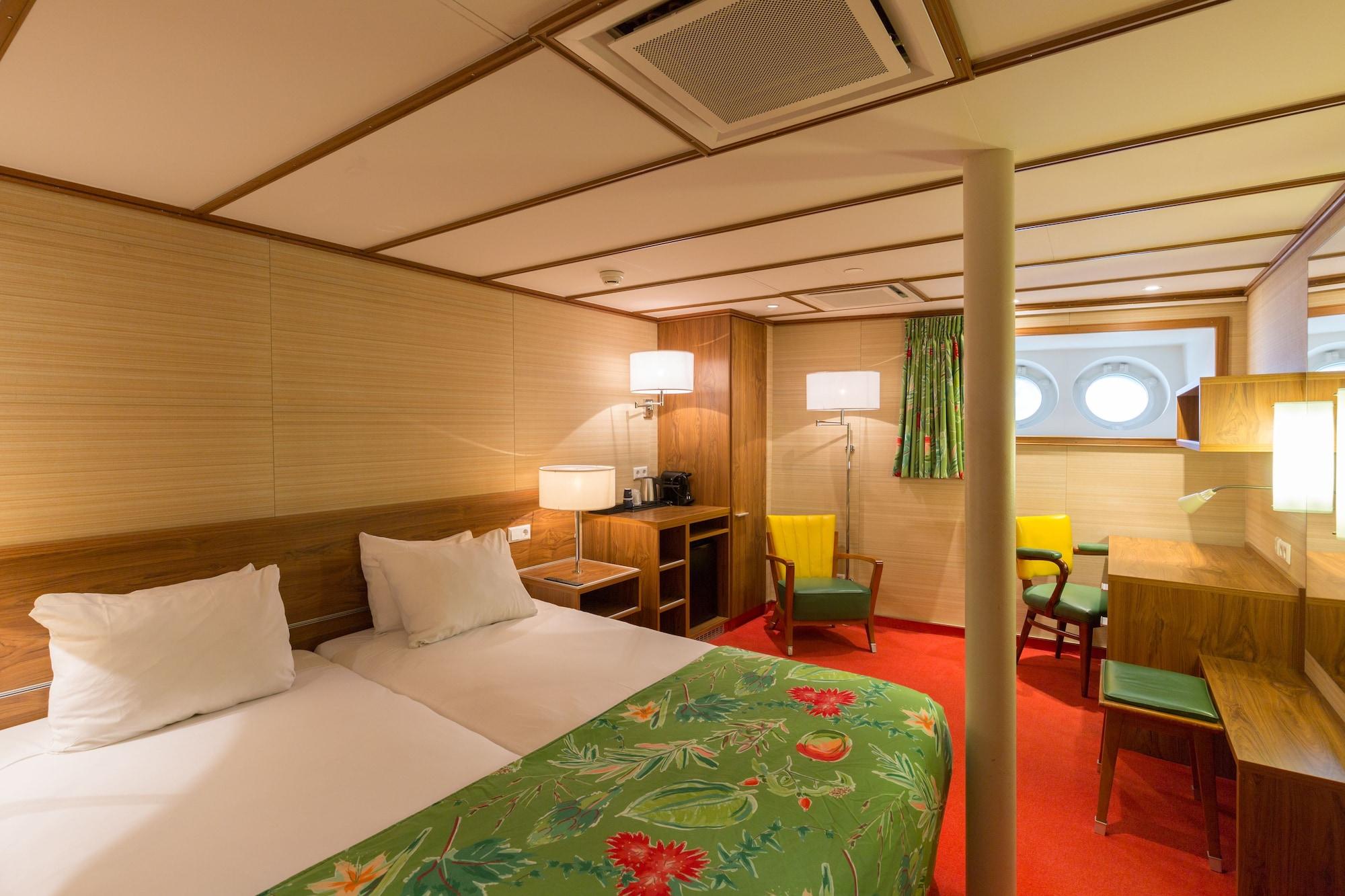 Hotel Ss Rotterdam By Westcord Esterno foto